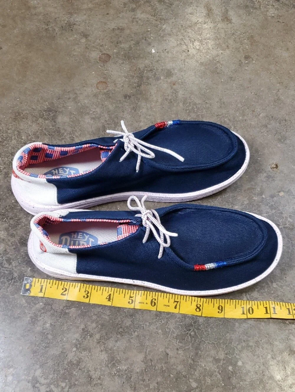 Hey Dude Men’s Wally Hey Comf Patriotic Flag Red White & Blue Boat Shoes Size 41